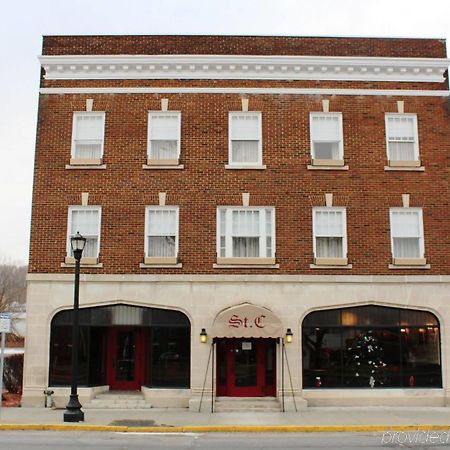 St Charles Hotel Downtown Hudson Exterior photo